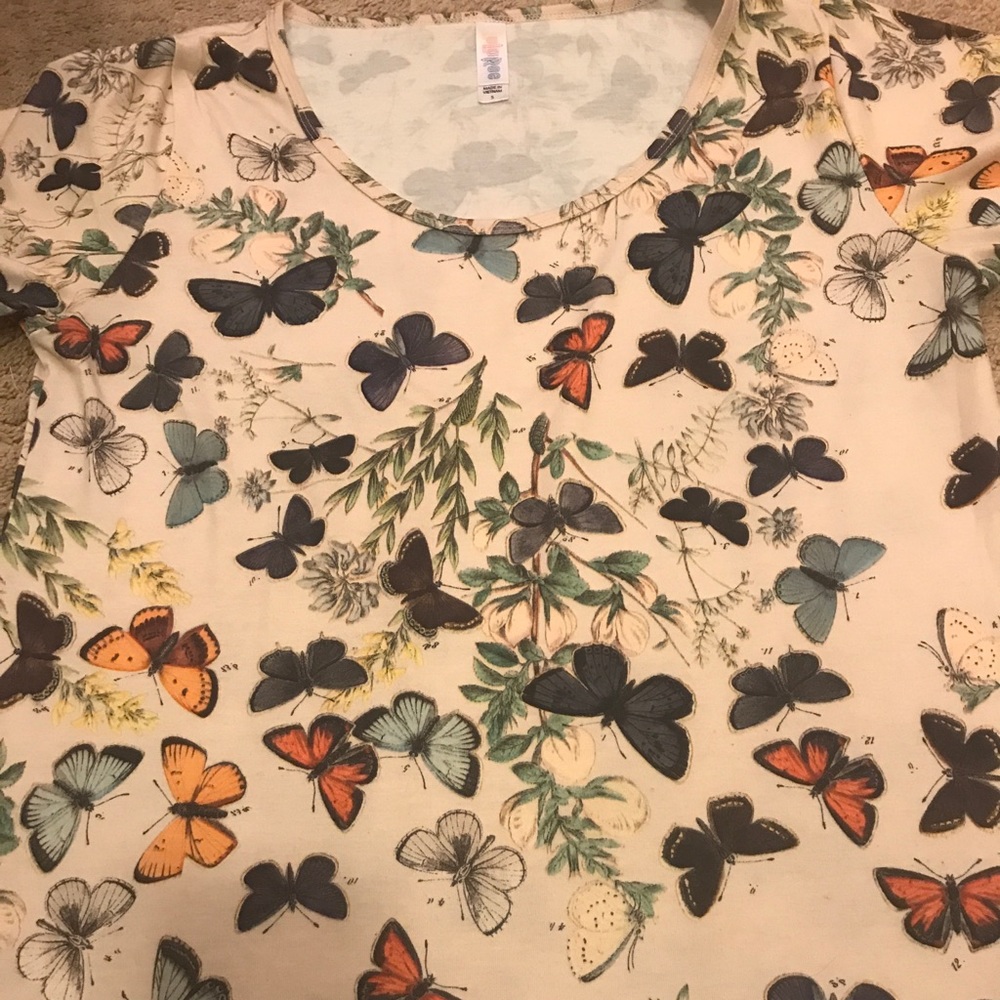 Euc Lularoe butterflies classic tee