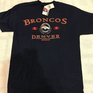 Brand new Denver Broncos shirt!!🔶🔷