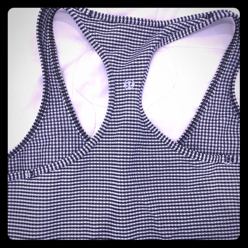 Lululemon gingham size 6 workout tank
