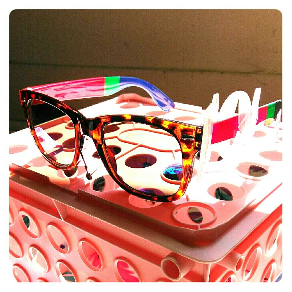 Multicolor Leopard Wayfarer's