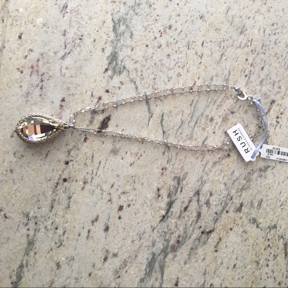 Bold necklace