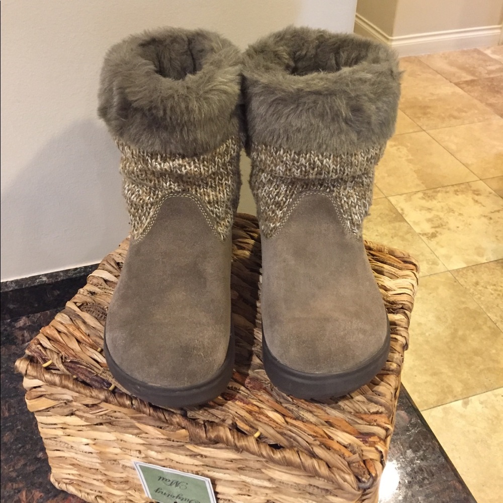 Croc boots