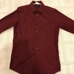 Men's Apt. 9 slim fit button down shirt.