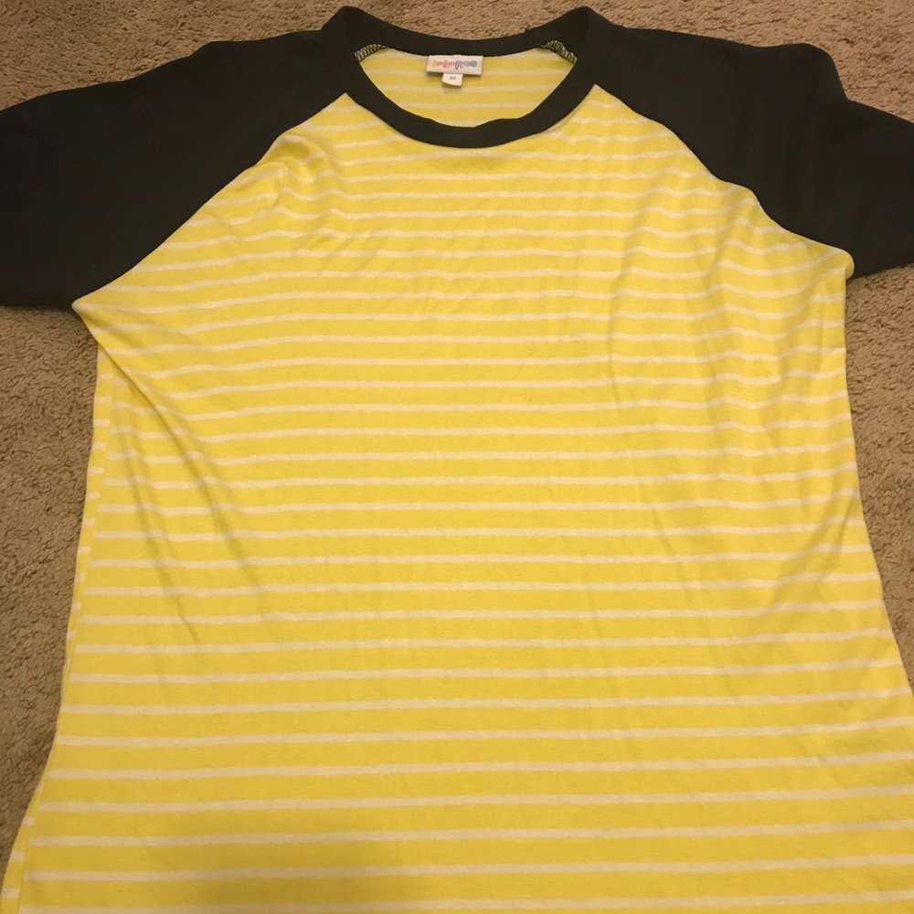 Lularoe randy tee
