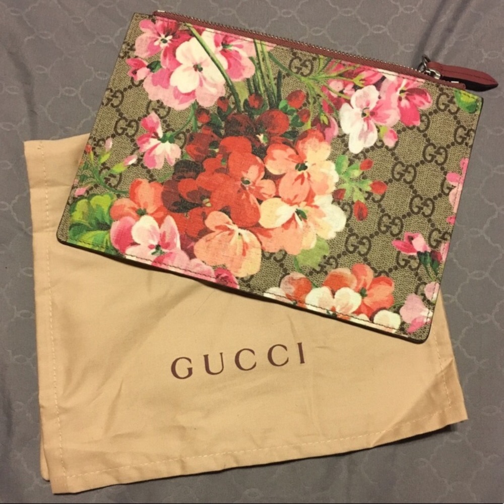Gucci bloom clutch