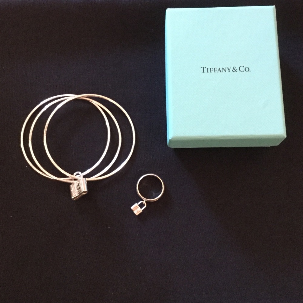Tiffany bangle bracelet with matching ring