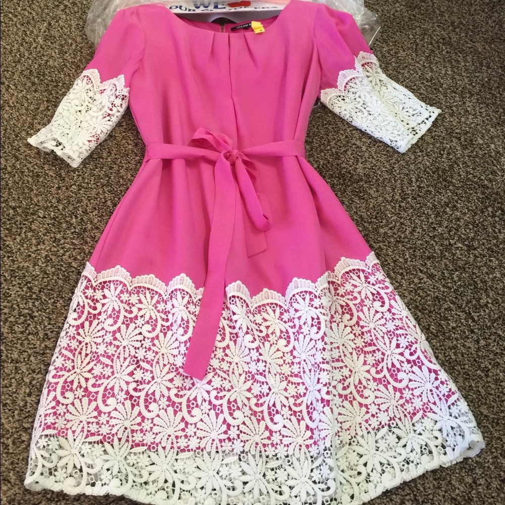 Stunning Classy Gianni Bini Dress