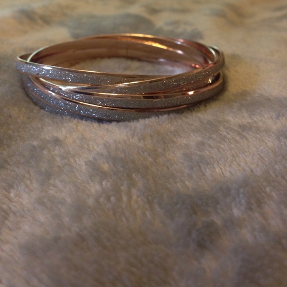 Bracelet - Picture 3 of 3