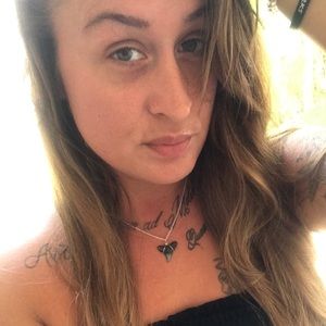 Meet your Posher, Tanya