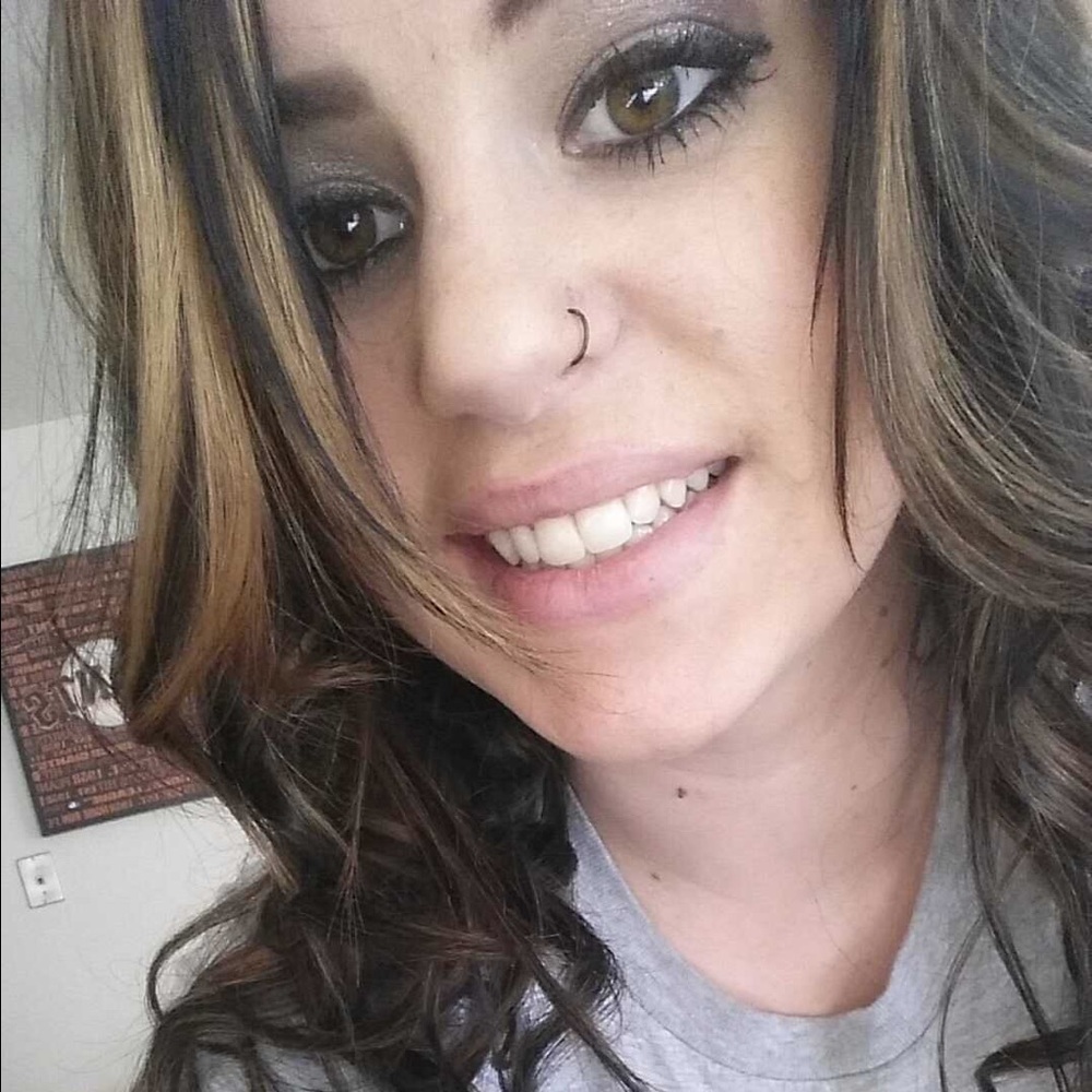 Meet your Posher, Sierra