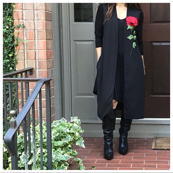 ✨LAST ONE ✨Paris gorgeous open vest - Picture 2 of 6