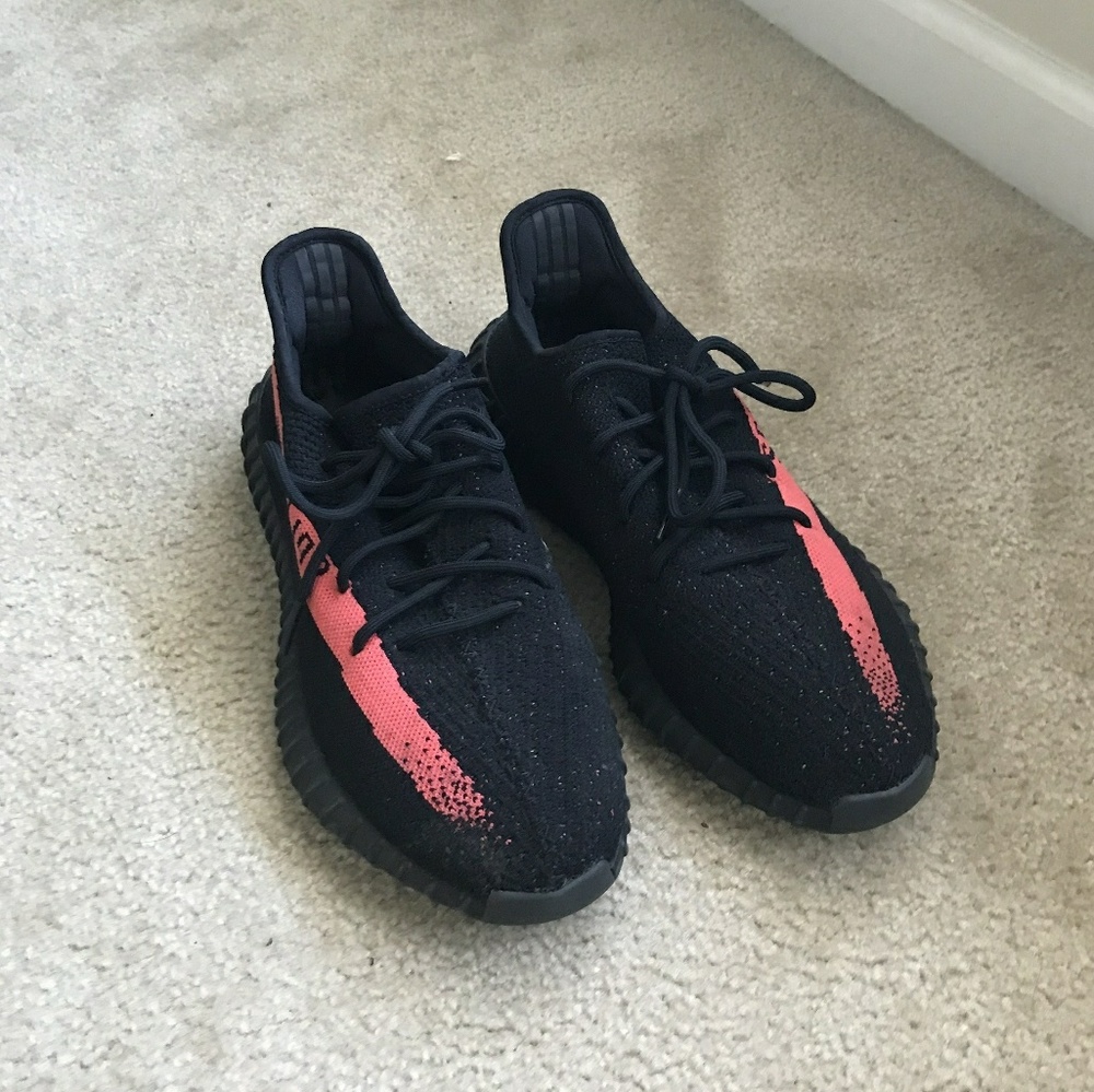 Yeezy Boost 350 v2 (red stripe)