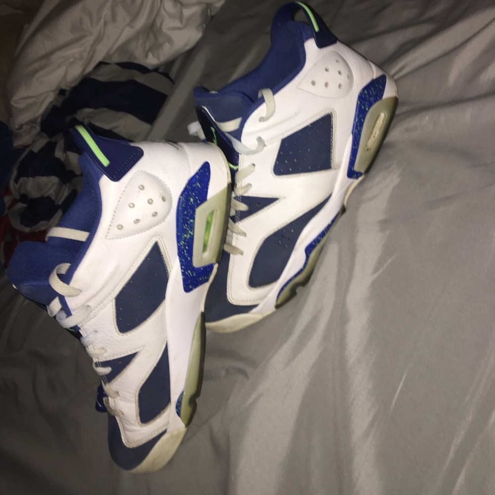 Jordan Retro 6 “Seahawk”