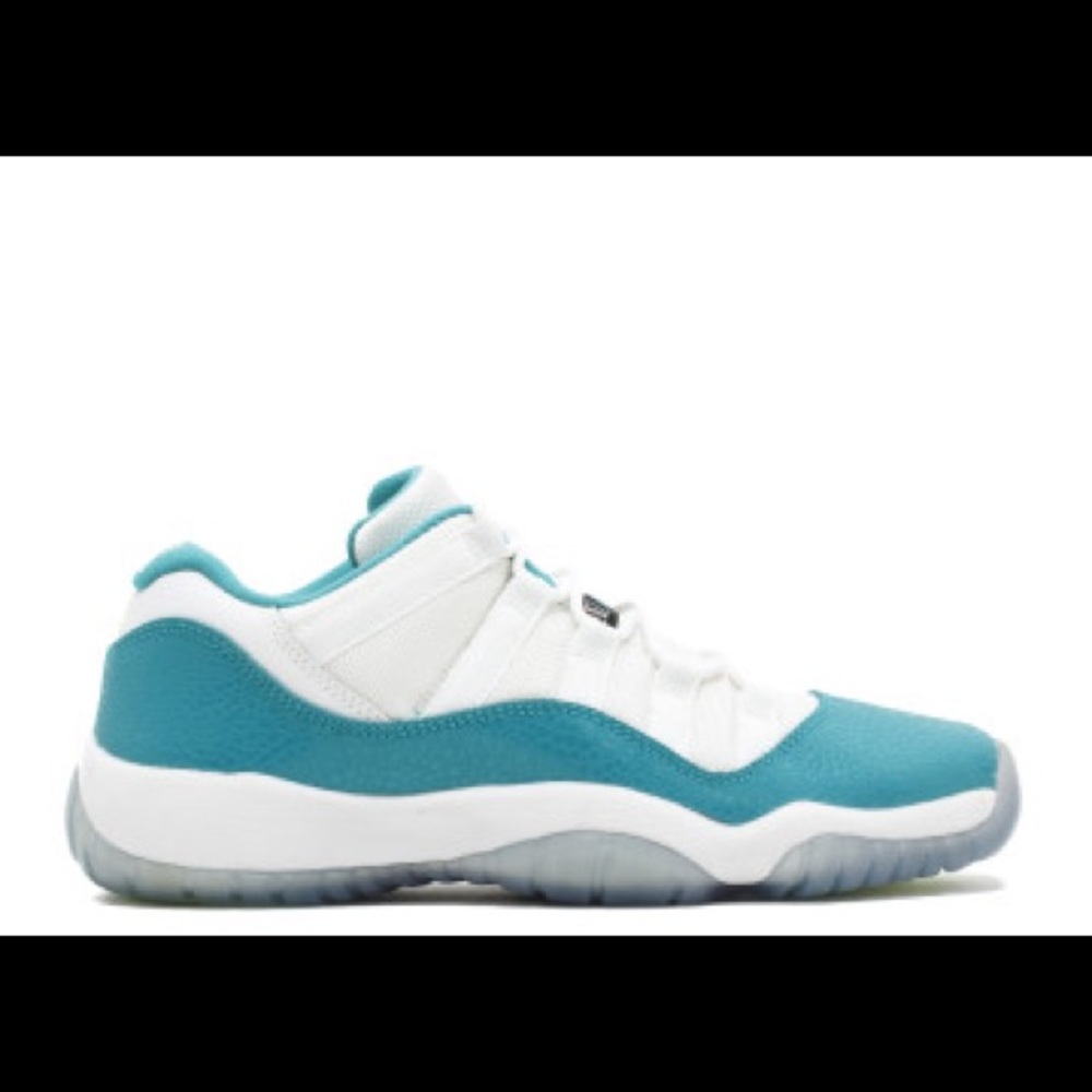 Women's Air Jordan's - Picture 6 of 8