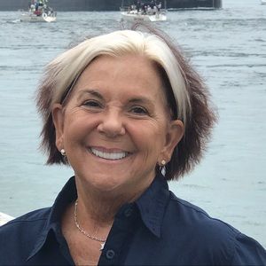 Meet your Posher, Julia