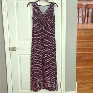 Paisley maxi dress with twist front.