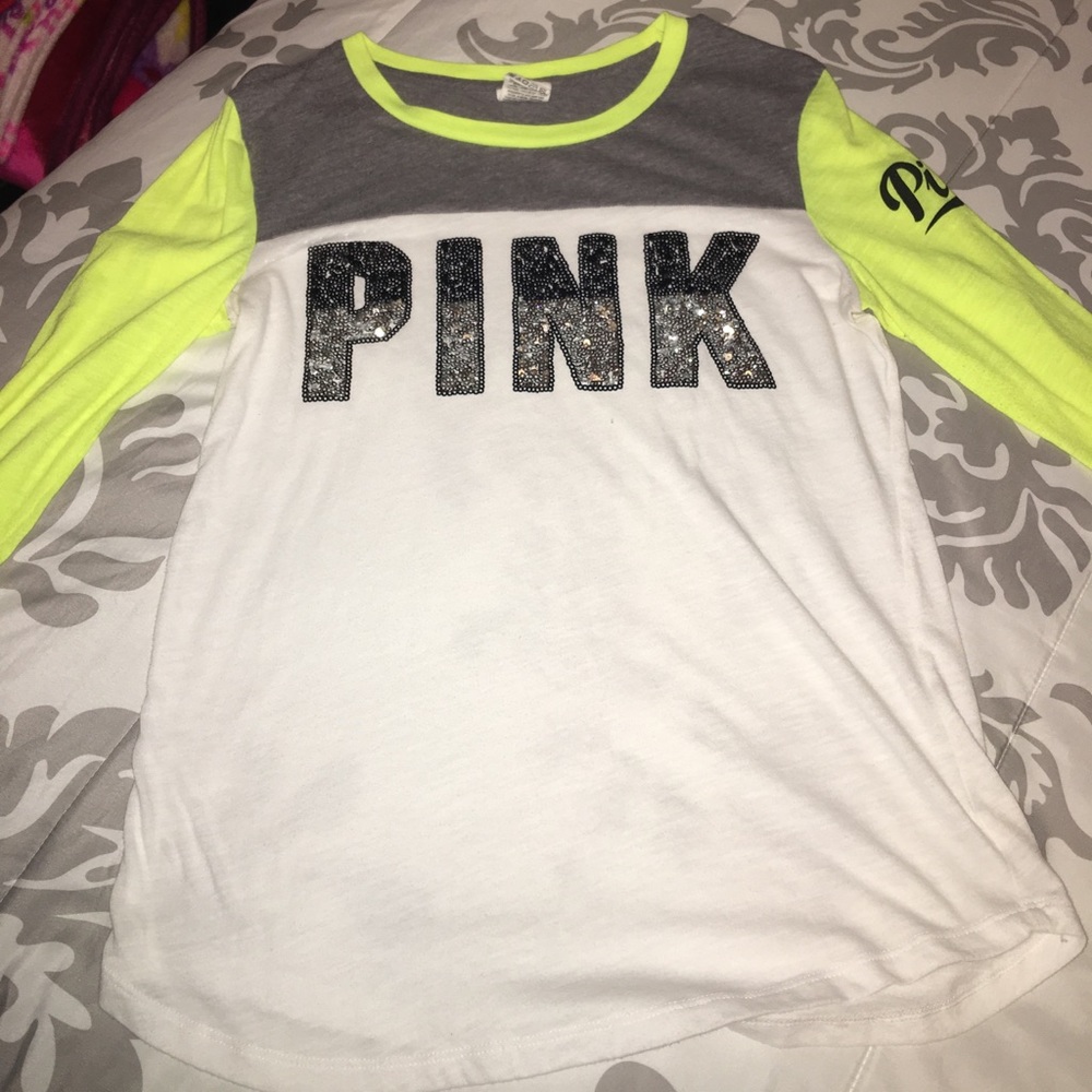 VS Pink Top