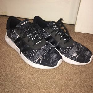 Adidas Size 10 NEO tennis shoes