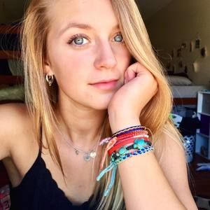 Meet your Posher, Naomi