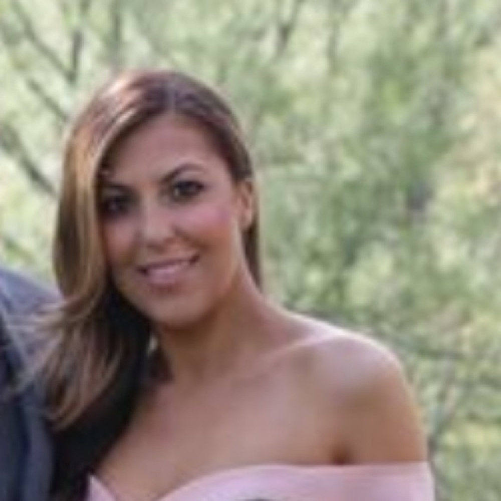 Meet your Posher, Angela