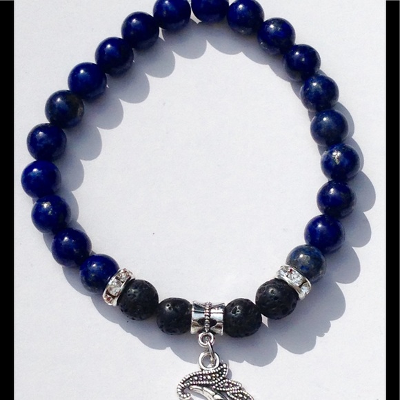 Lapis Lazuli Crescent Moon Diffuser Bracelet - Picture 3 of 6