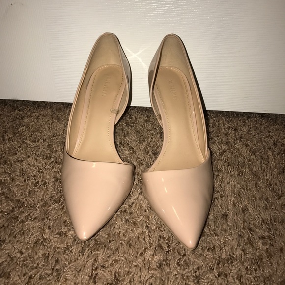 Beige patent leather heels - Picture 2 of 7