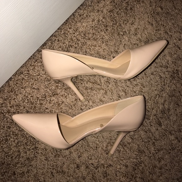 Beige patent leather heels - Picture 7 of 7