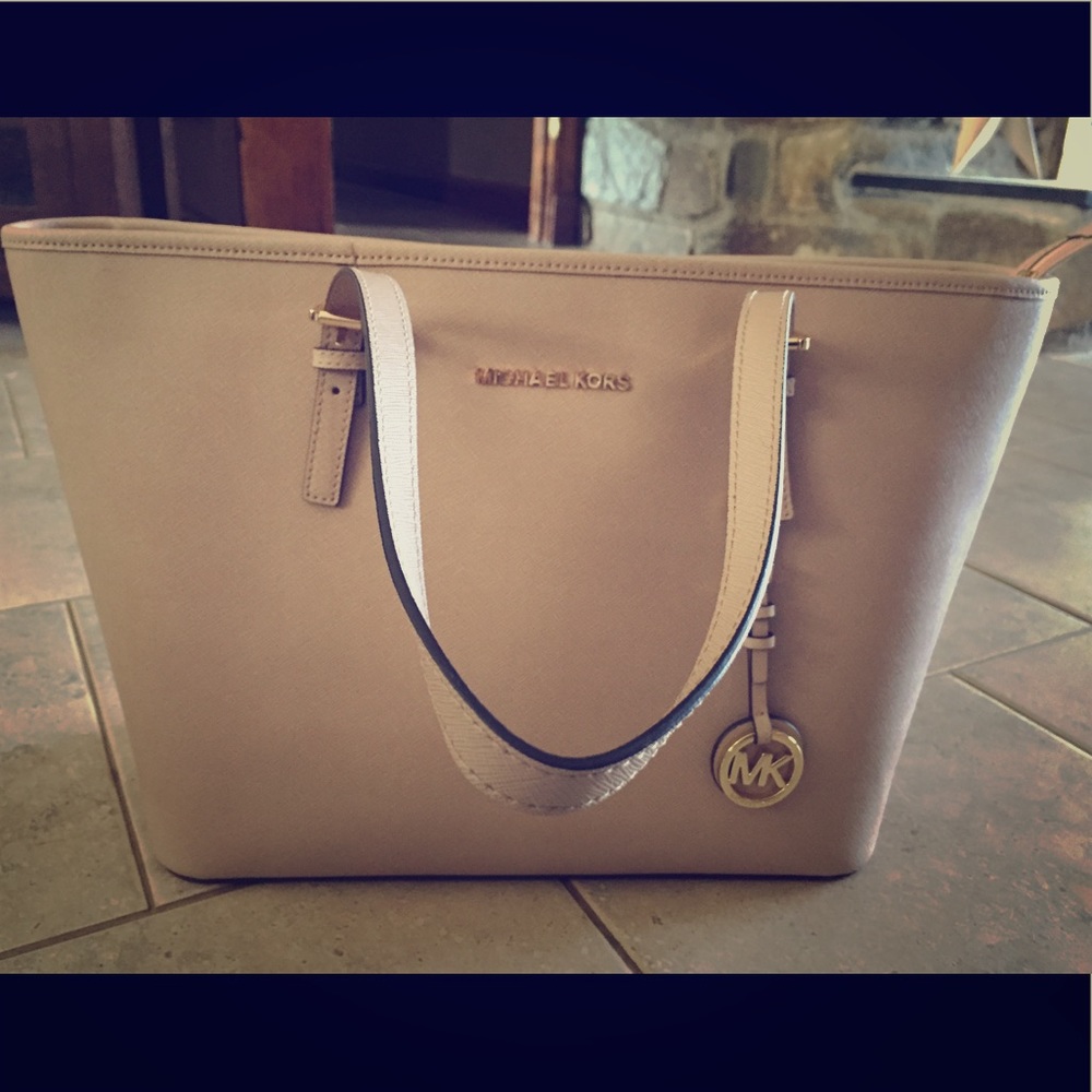 Michael kors hand bag/laptop bag authentic