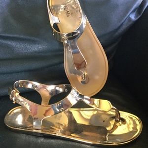 MICHAEL KORS GOLD SANDALS