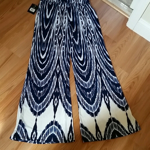 Cute  flowy blue and white pants! - Picture 4 of 5