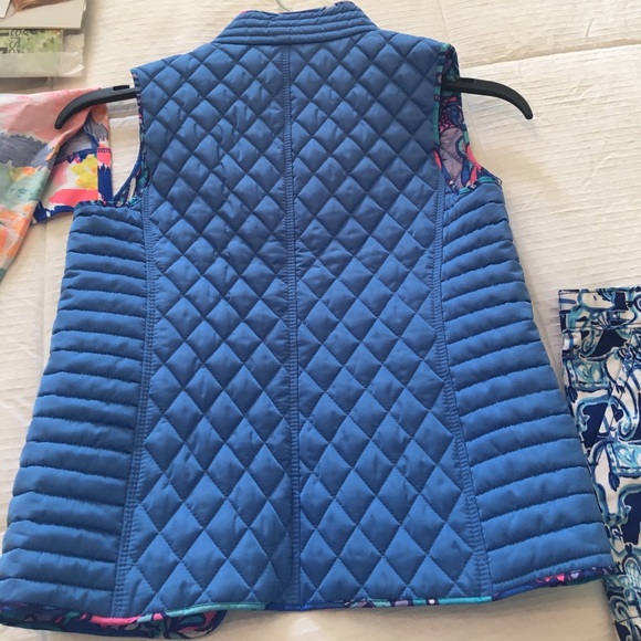Girls large Lilly Pulitzer vest.  NWT - Picture 3 of 3