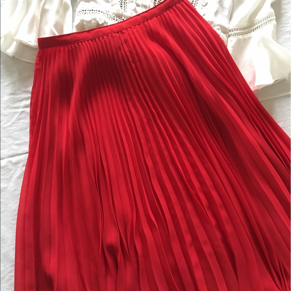 Mango - Pleated Skirt