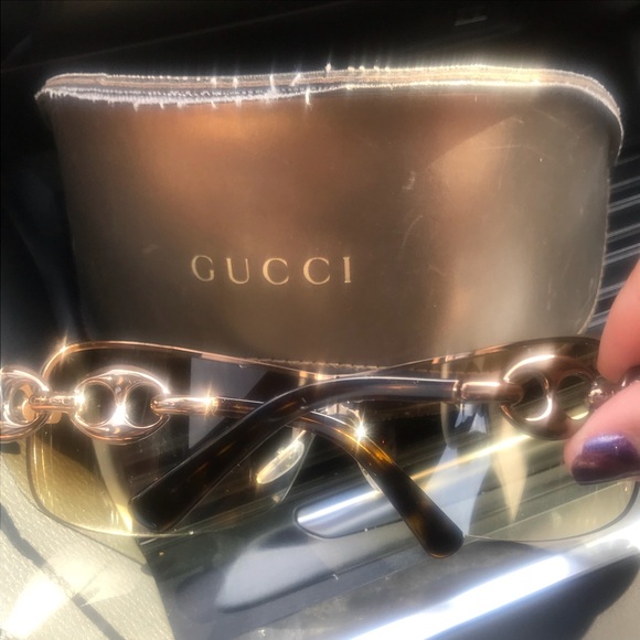 Gucci Sunglasses - Picture 2 of 5