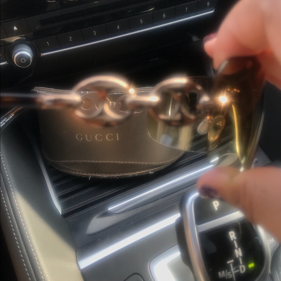 Gucci Sunglasses - Picture 4 of 5