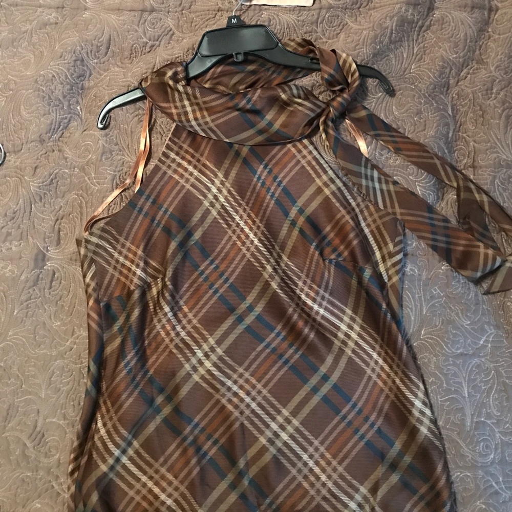 Sleeves blouse