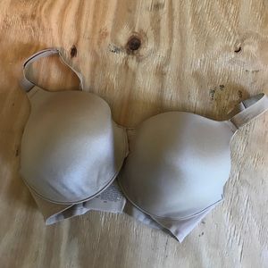SOMA vanishing back Bra