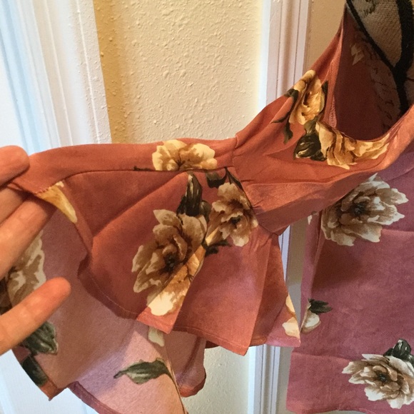 1 Small left New with out tag offers welcome - Picture 2 of 4