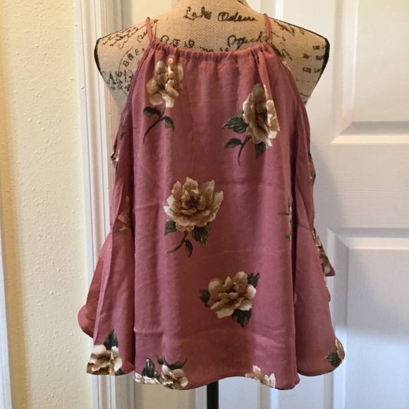 1 Small left New with out tag offers welcome - Picture 3 of 4