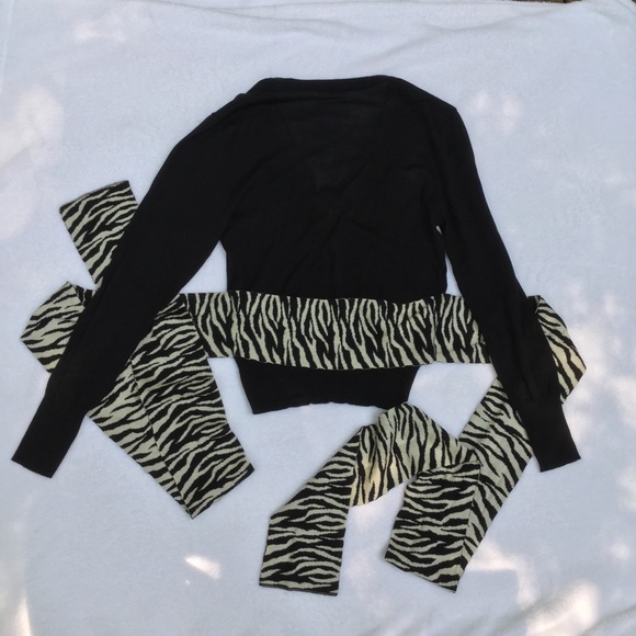 Valentino Sweater with Zebra print waist wrap - Picture 2 of 4