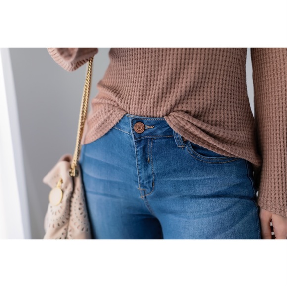 SoldOut11thStreet - Picture 6 of 8