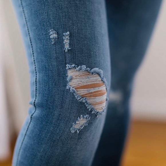 SoldOut11thStreet - Picture 4 of 8