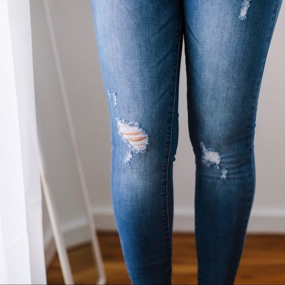 SoldOut11thStreet - Picture 5 of 8