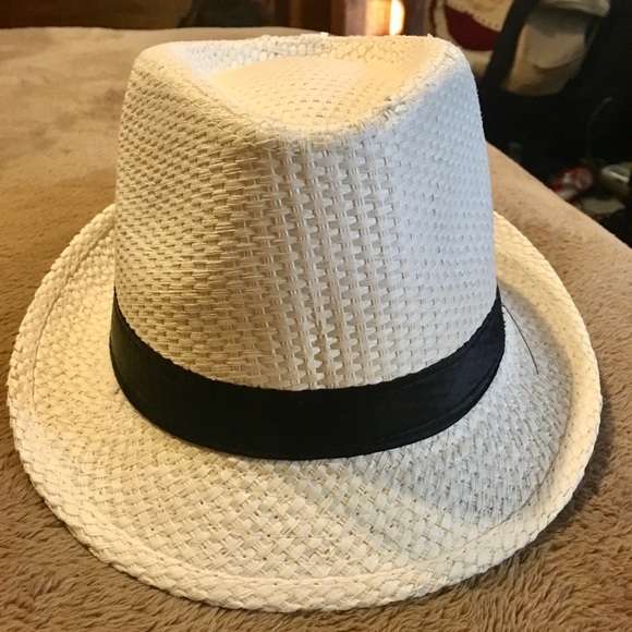 Fedora hat 🎩 - Picture 3 of 3