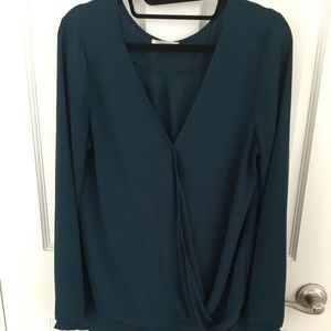 🍂 Lovely long sleeve blouse. Worn twice.