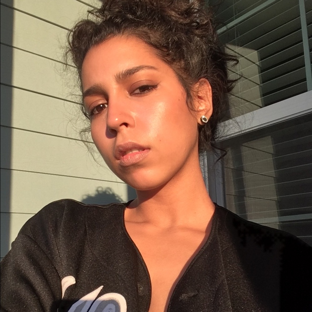 Meet your Posher, Paola