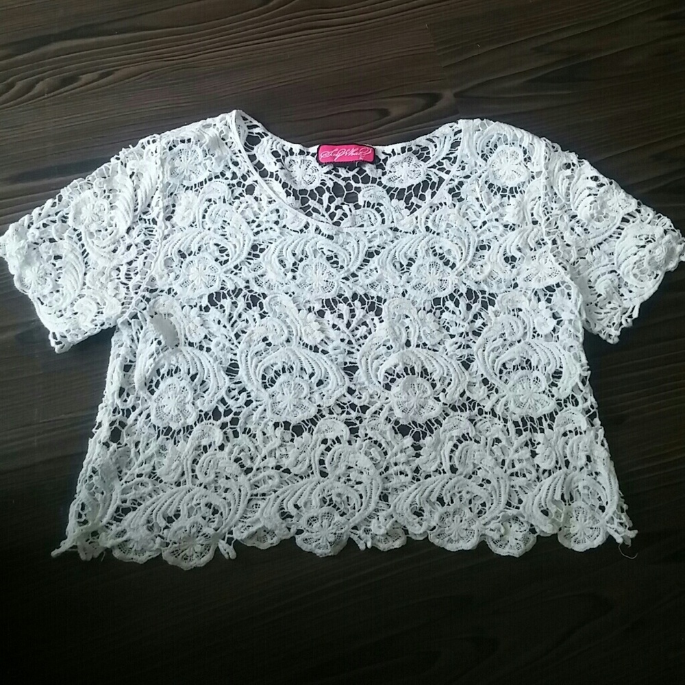Lace crop top