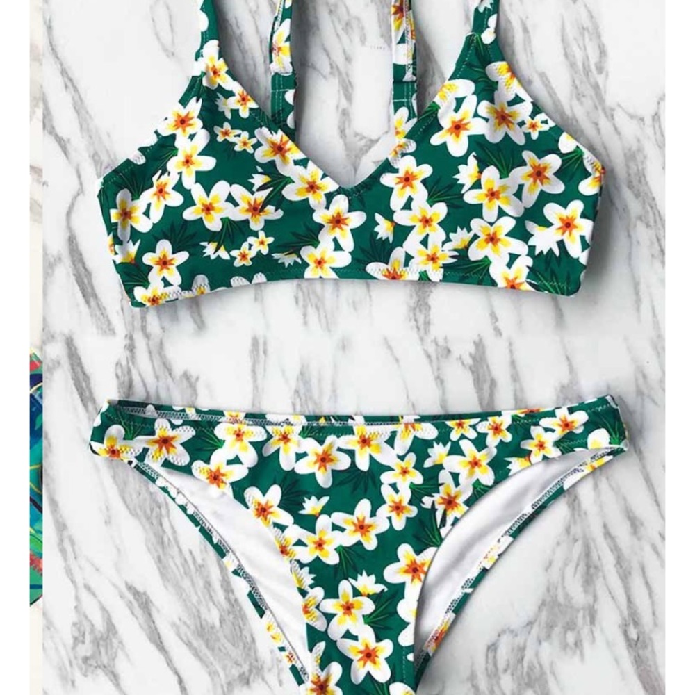 Cupshe bikini-never worm- open for offers