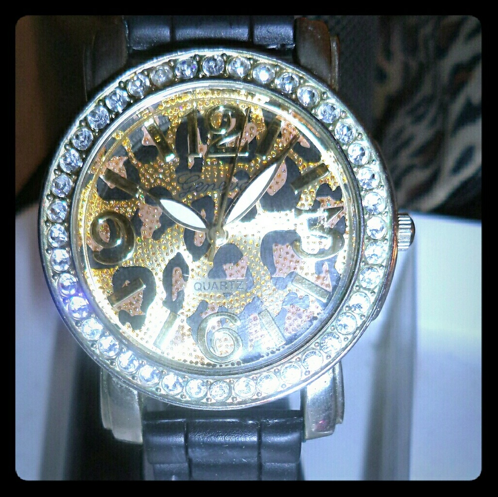 Cheetah Print with Sapphire Crystals