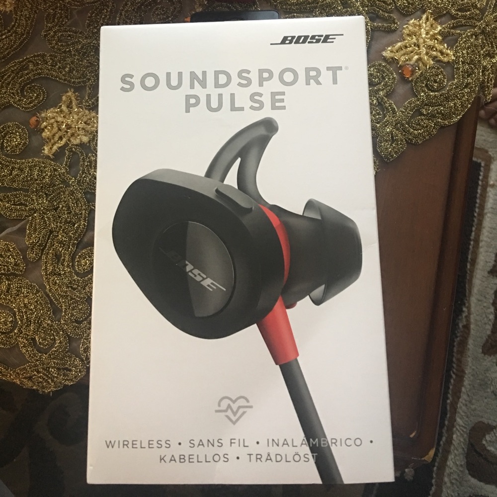 Bose soundsport pulse wireless headphones