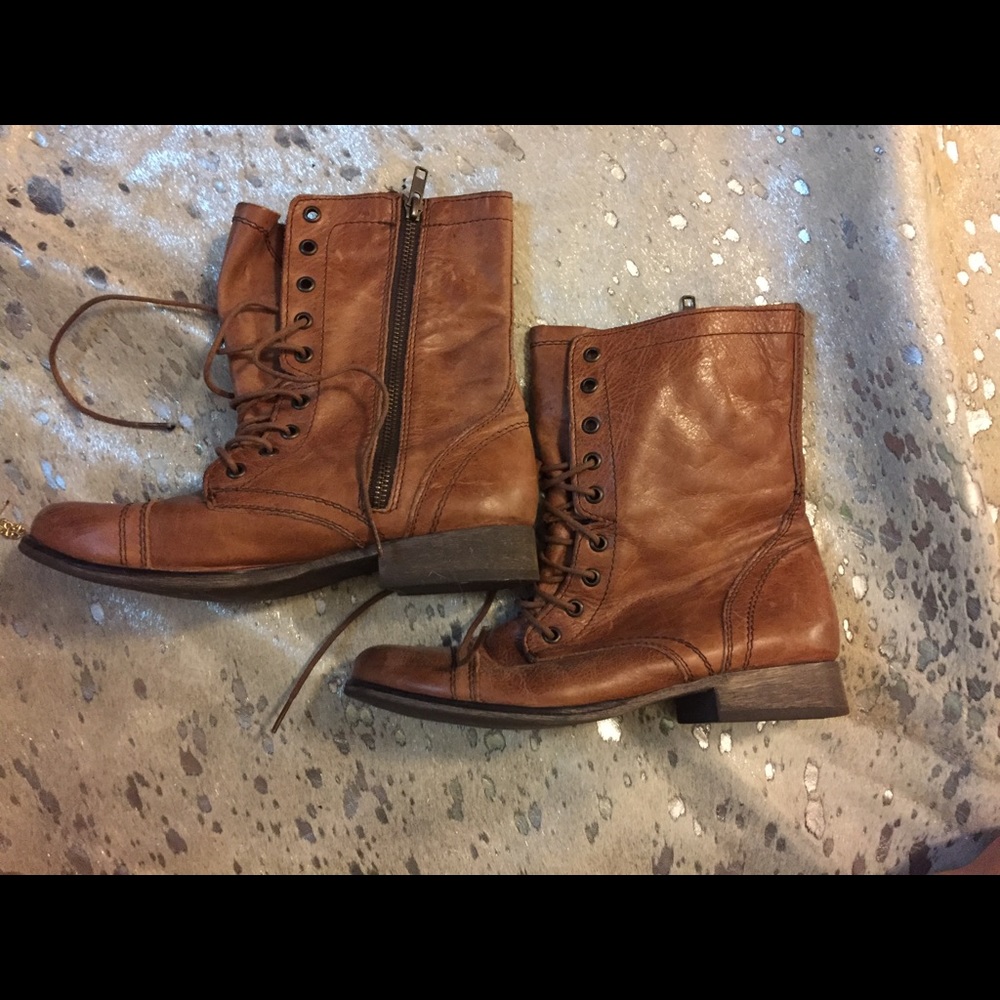 Steve Madden tan leather combat boots